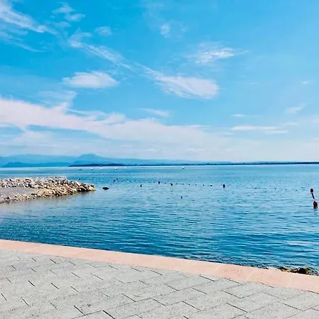 Lejlighed Romantic On Garda Lake Desenzano del Garda